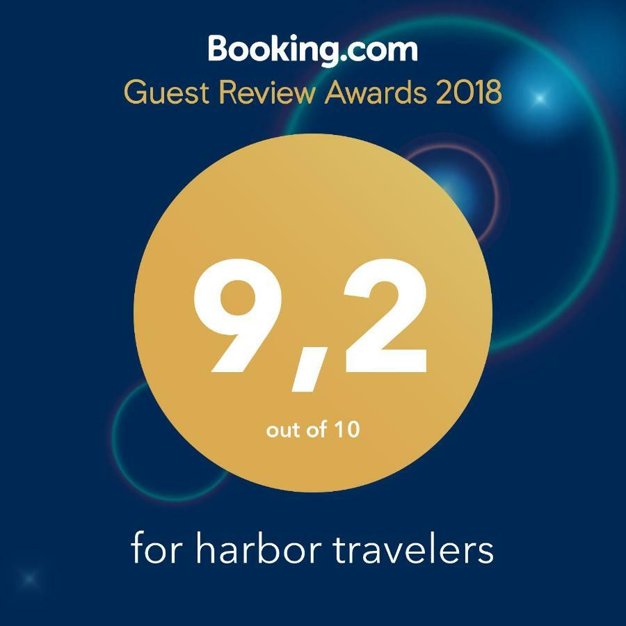 For Harbor Travelers Appartement Piraeus Buitenkant foto