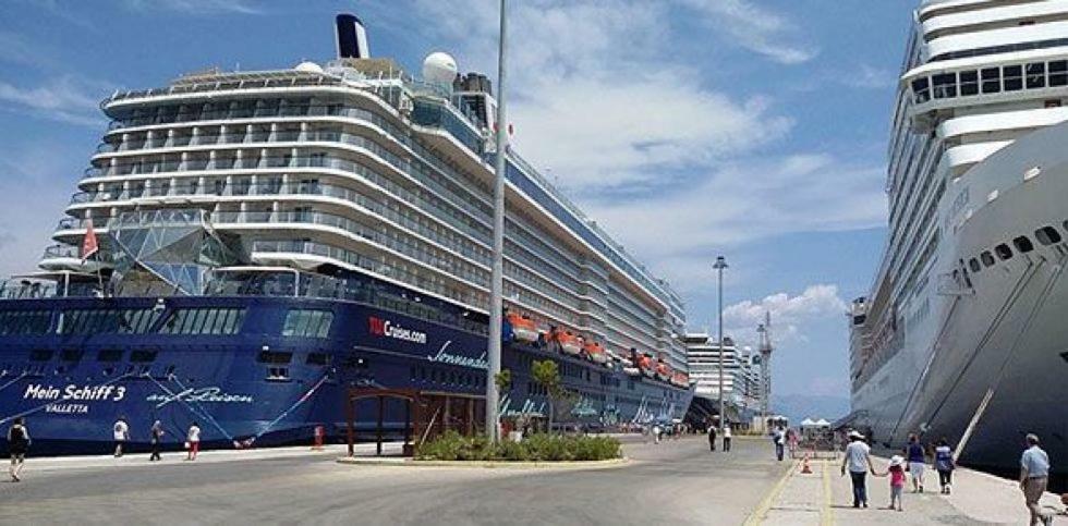For Harbor Travelers Appartement Piraeus Buitenkant foto